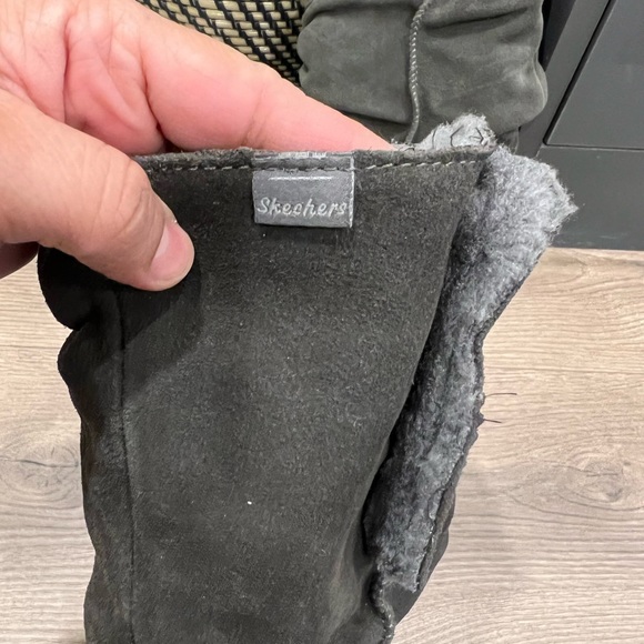 Sketchers Boots - Picture 6 of 7